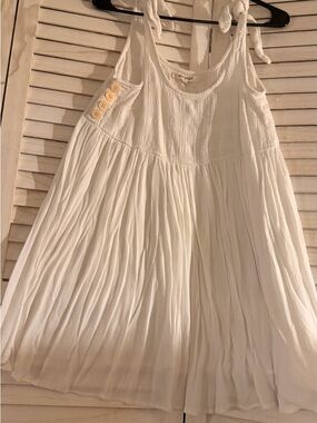Rip Curl White Crinkled Tank Dress with Scoop Neck bathing suit cover up